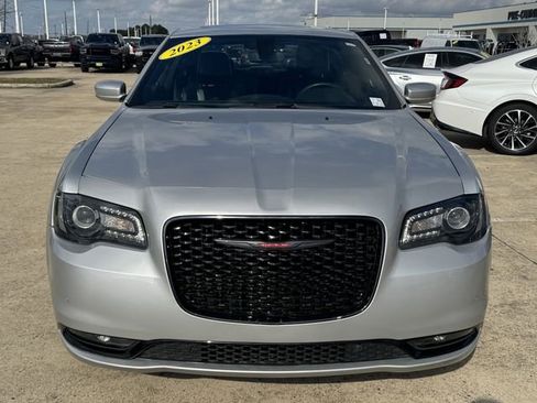 Used 2023 Chrysler 300 S image 7