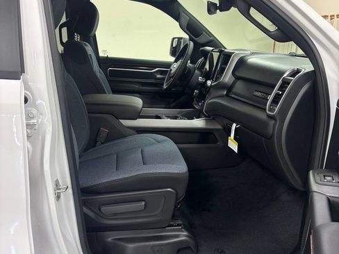 New 2026 RAM 1500 Big Horn AWD/4WD image 25