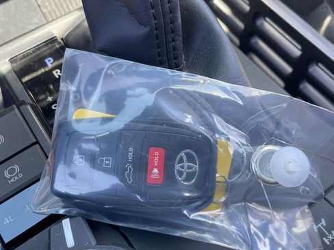 Used 2024 Toyota Tacoma TRD Off-Road w/ TRD Off Road Premium Package image 12