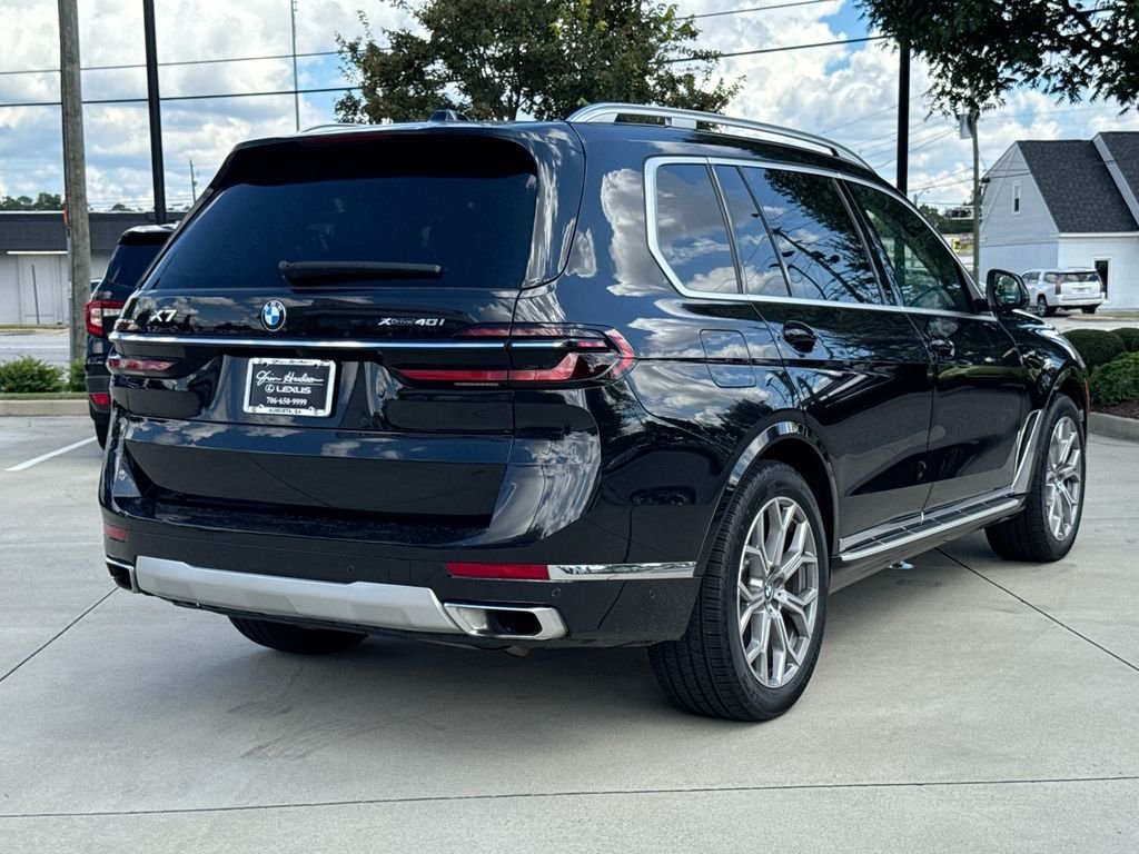 Used 2024 BMW X7 xDrive40i w/ Premium Package AWD/4WD image 8