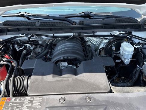 Used 2018 Chevrolet Silverado 1500 LT w/ All Star Edition image 11