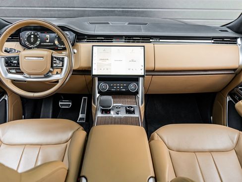 Used 2023 Land Rover Range Rover Autobiography AWD/4WD image 4