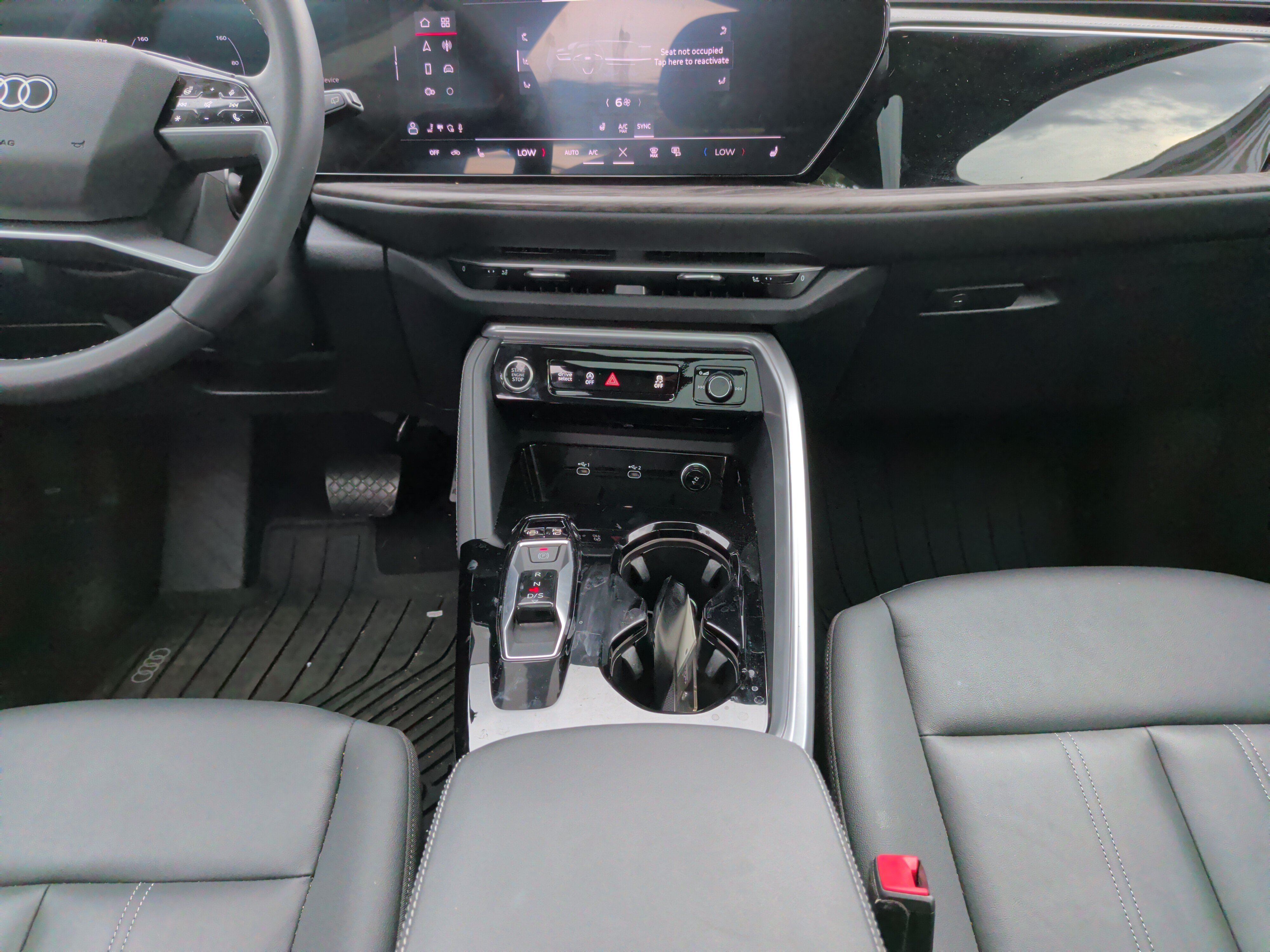 Used 2025 Audi Q5 Premium w/ Convenience Package AWD/4WD image 31
