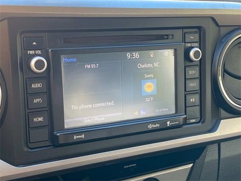 Used 2018 Toyota Tacoma SR5 image 23