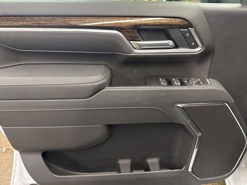 New 2026 GMC Sierra 2500 SLE AWD/4WD image 10