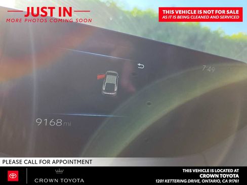 Used 2026 Toyota Prius XLE FWD image 5