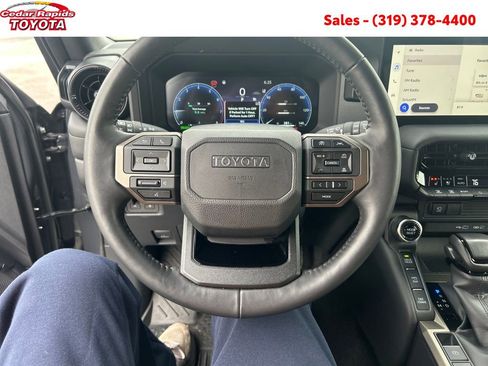 Used 2024 Toyota Land Cruiser image 17
