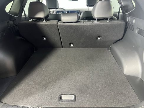 Used 2025 Hyundai Tucson Limited image 30