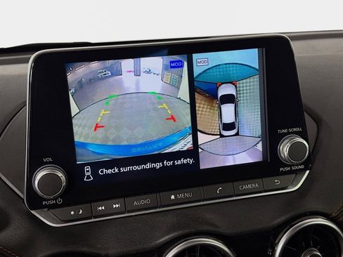 Used 2022 Nissan Sentra SR w/ SR Premium Package image 17