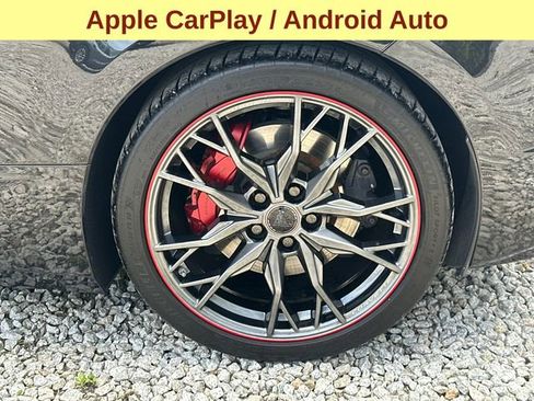 Used 2023 Chevrolet Corvette Stingray Premium Conv w/ Z51 Performance Package RWD image 9