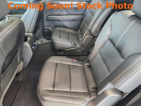 Certified 2025 GMC Acadia Elevation w/ Elevation Premium Package image 12