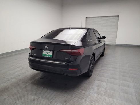 Used 2024 Volkswagen Jetta SE w/ Black Wheel Package FWD image 7