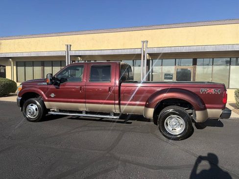 Used 2011 Ford F350 Lariat w/ Lariat Interior Pkg AWD/4WD image 5