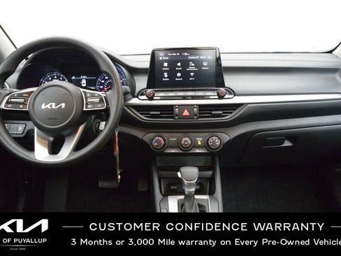 Certified 2023 Kia Forte LXS w/ LXS Technology Package image 17