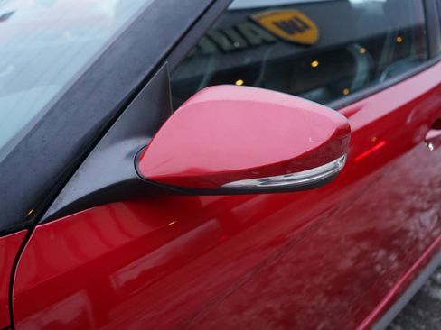 Used 2016 Hyundai Veloster Turbo image 90