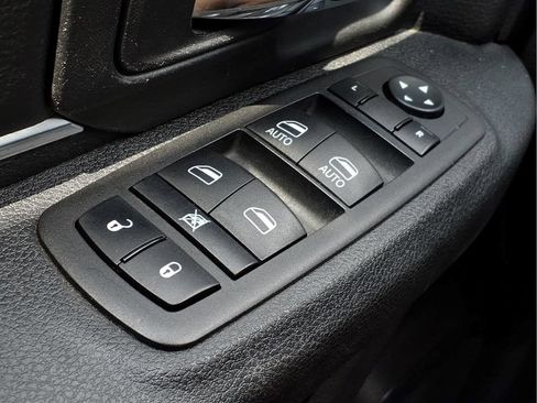 Used 2024 RAM 1500 Warlock RWD image 20