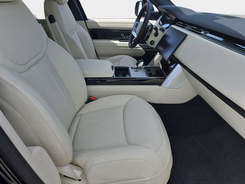 New 2026 Land Rover Range Rover SE AWD/4WD image 10