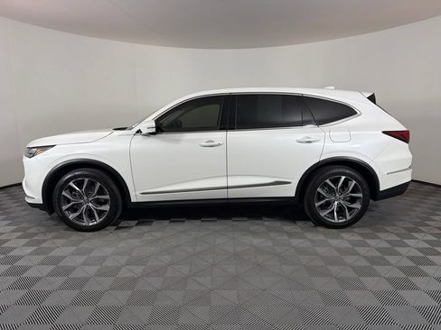 Used 2024 Acura MDX SH-AWD w/ Technology Package image 6