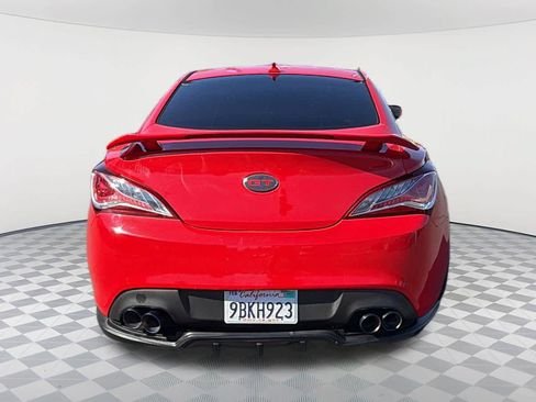 Used 2013 Hyundai Genesis 3.8 RWD image 6