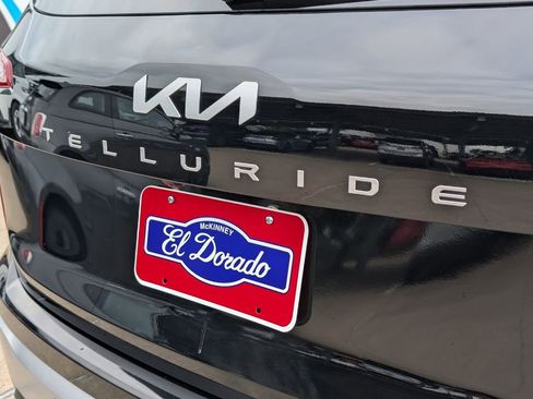Used 2023 Kia Telluride S AWD/4WD image 33