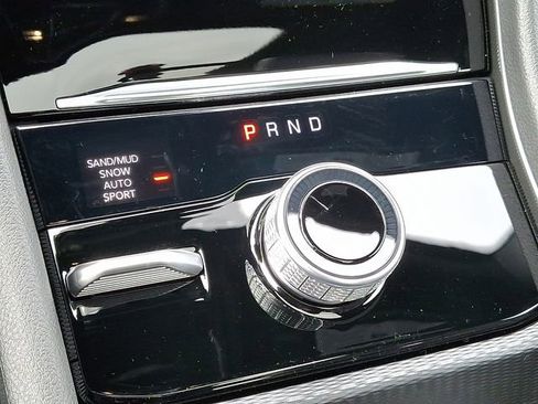 New 2025 Jeep Grand Cherokee Limited w/ Trailer Tow Package image 11