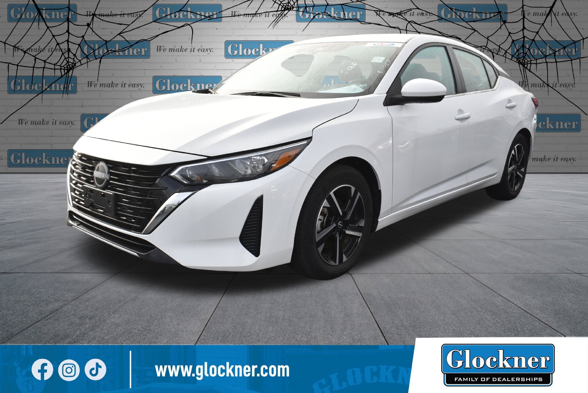 Used 2025 Nissan Sentra SV FWD image 9