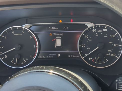 Used 2021 Nissan Rogue S FWD image 13