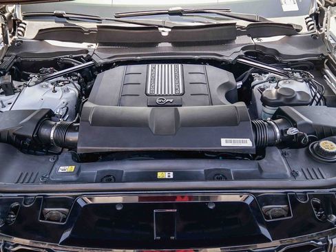 Used 2022 Land Rover Range Rover Sport SVR AWD/4WD image 30