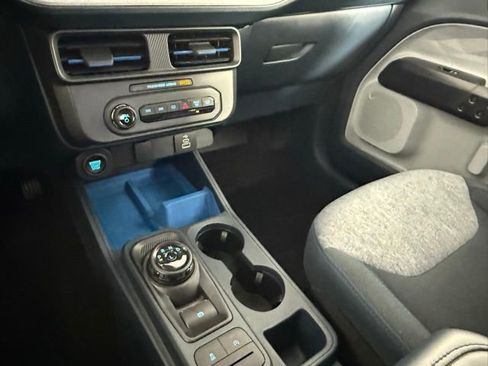 Used 2025 Ford Maverick XLT w/ Equipment Group 302A image 28