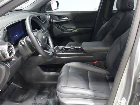 Used 2025 Chevrolet Equinox LT w/ Convenience Package II AWD/4WD image 20