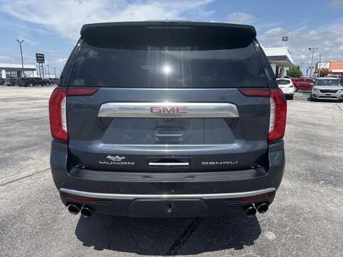 Used 2021 GMC Yukon Denali w/ Denali Premium Package AWD/4WD image 5
