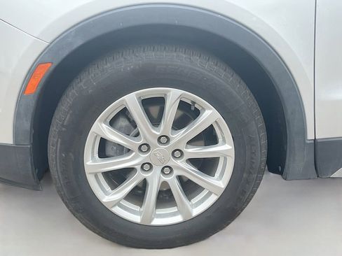 Used 2021 Cadillac XT4 Premium Luxury FWD image 30