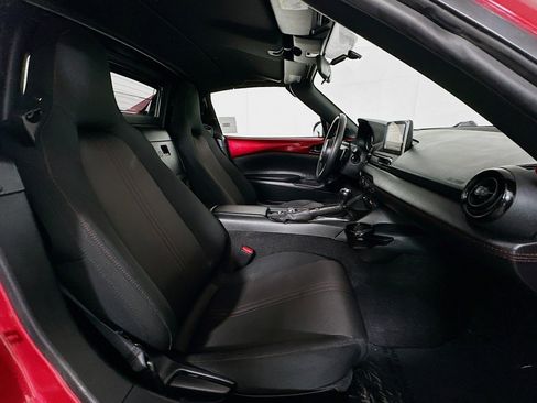 Used 2017 MAZDA MX-5 Miata RF Club image 8