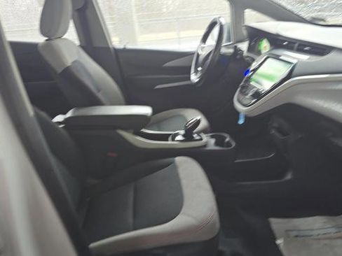 Used 2020 Chevrolet Bolt LT image 6
