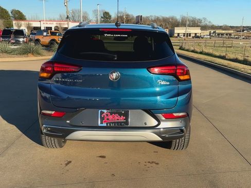 Used 2020 Buick Encore GX Essence w/ Experience Buick Package image 8