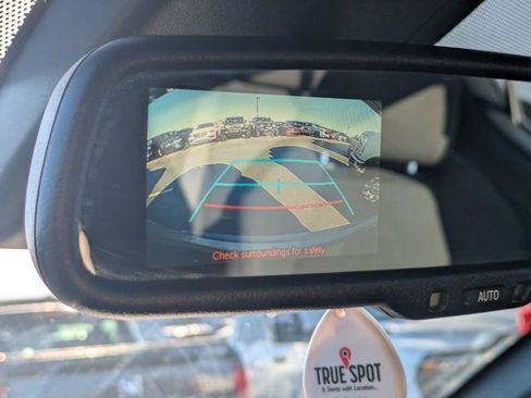 Used 2018 Toyota C-HR XLE image 16