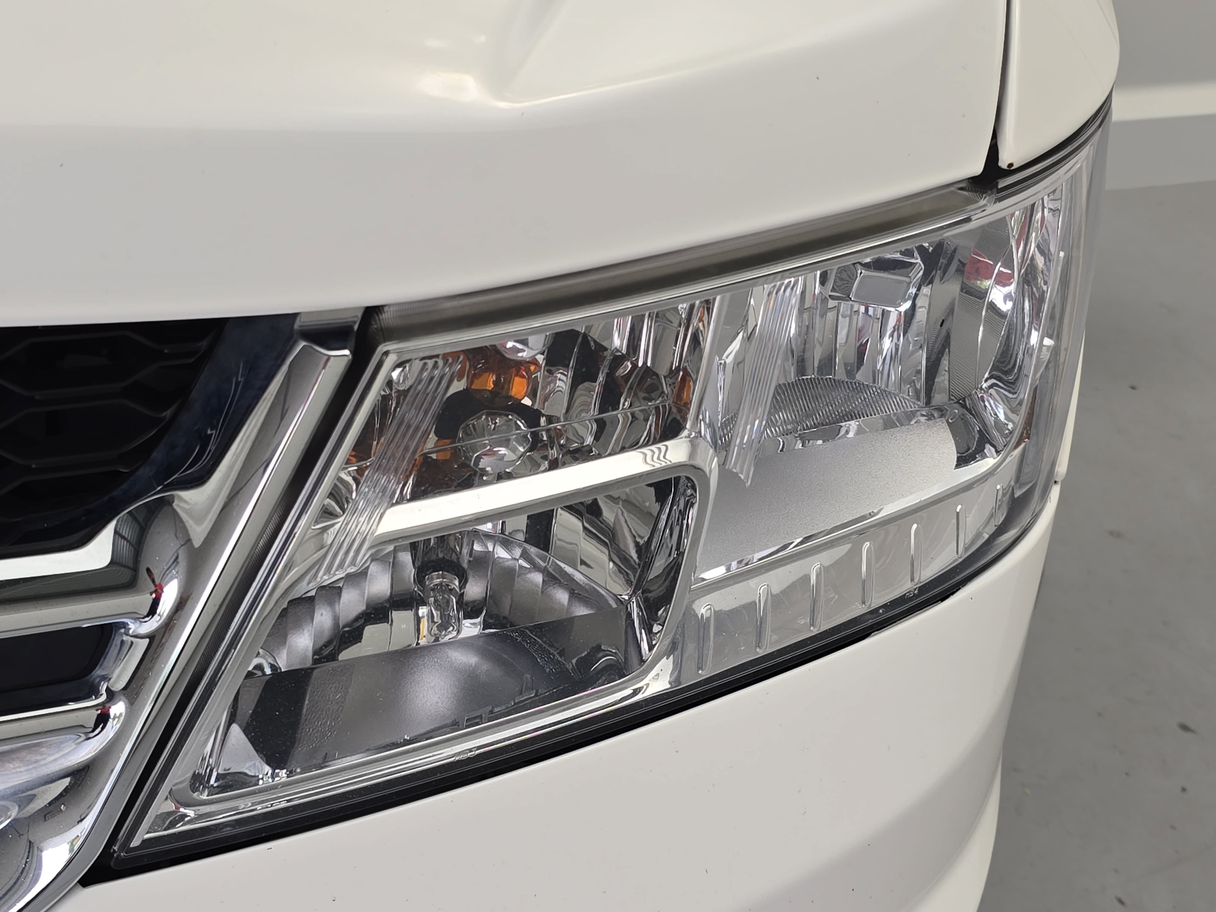 Used 2020 Dodge Journey SE FWD image 29