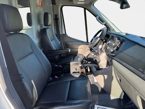 Used 2020 Ford Transit 250 Medium Roof AWD w/ Load Area Protection Package image 10