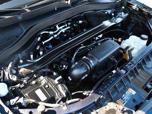 Used 2023 Ford Explorer ST-Line w/ Class IV Trailer Tow Package image 55