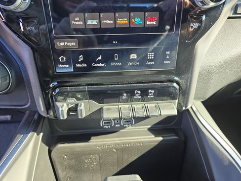 Used 2025 RAM 1500 Big Horn image 26