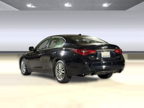Used 2018 INFINITI Q50 Luxe w/ Essential Package (3.0T Luxe) AWD/4WD image 3