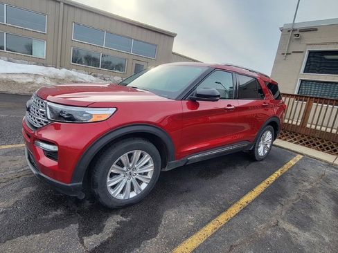 Used 2023 Ford Explorer Limited w/ Equipment Group 301A image 2