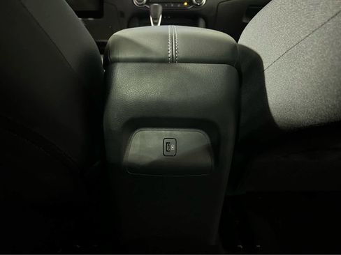 New 2025 Nissan Sentra SV image 8