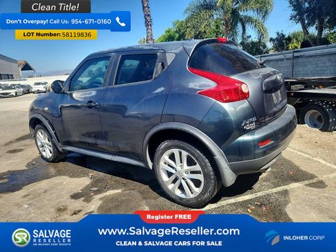 Used 2013 Nissan Juke SV FWD image 3