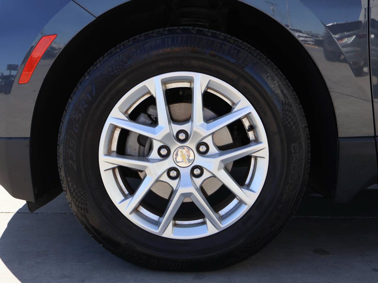 Used 2022 Chevrolet Equinox LS w/ LS Convenience Package FWD image 6