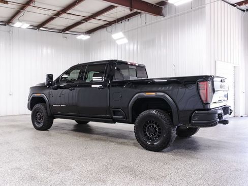 Used 2025 GMC Sierra 2500 AT4X w/ AT4X AEV Edition AWD/4WD image 4