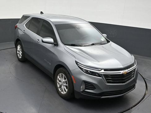 Used 2024 Chevrolet Equinox LT FWD image 21