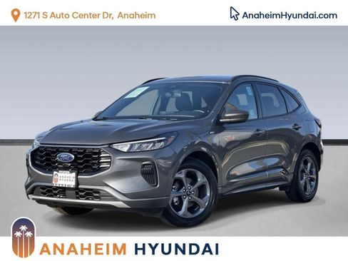 Used 2024 Ford Escape ST-Line image 1