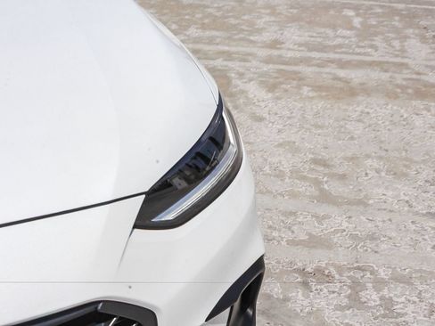 Certified 2024 Honda HR-V Sport image 11