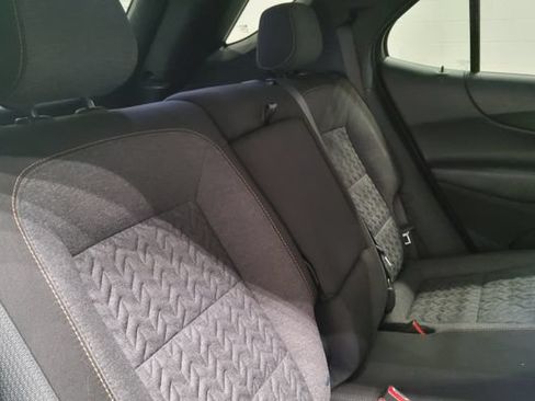 Used 2024 Chevrolet Equinox LT FWD image 17